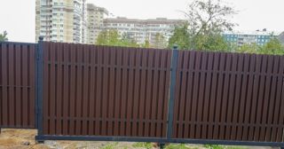 Купить распашные ворота из штакетника Рубцовск, цена от 2759 руб.