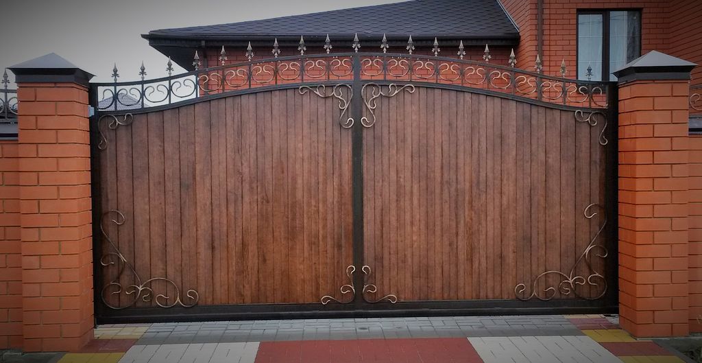 Купить простые ворота для дома: советы по выбору, установке и уходу в Рубцовске от 33306 руб | ВоротМастер-Рбц